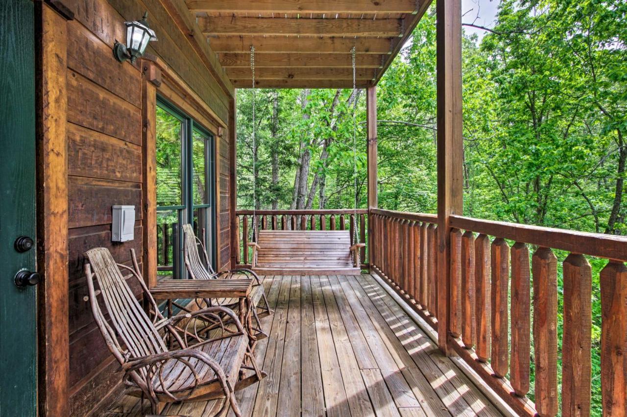 Cabin With Pool Access About 3 Mi To Downtown Gatlinburg Buitenkant foto