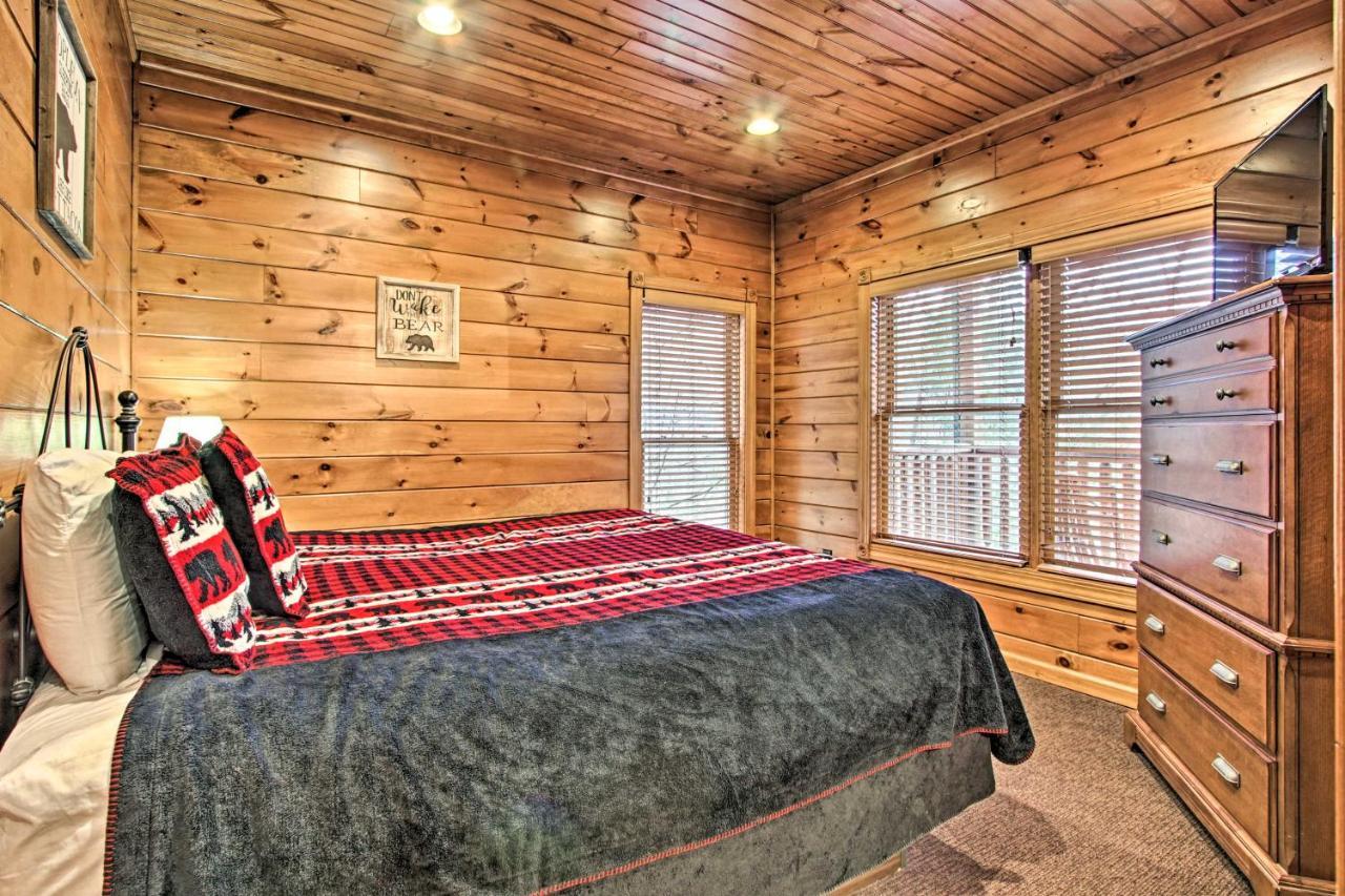 Cabin With Pool Access About 3 Mi To Downtown Gatlinburg Buitenkant foto